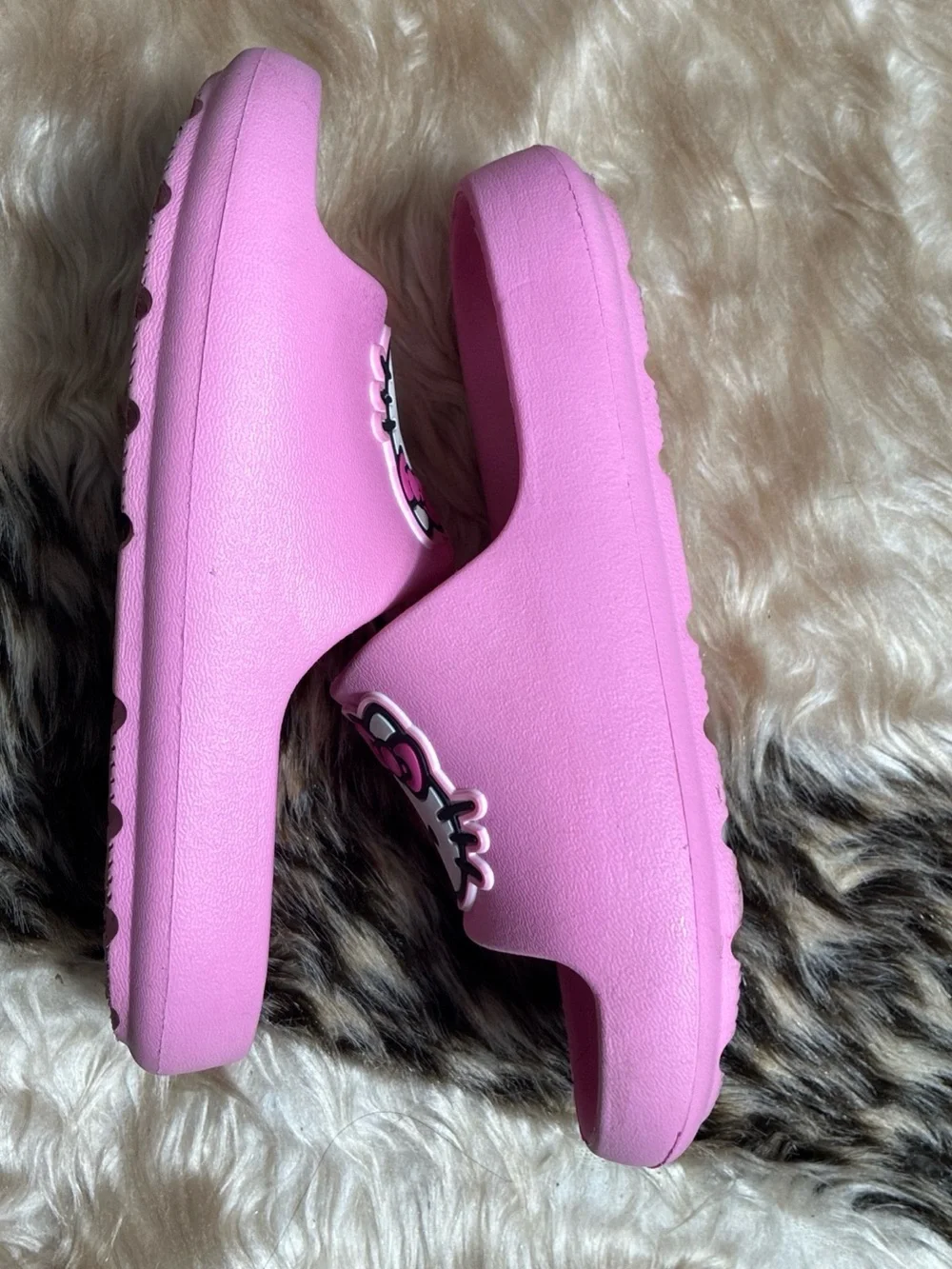 Hello Kitty Pink Slide Sandals Kids 13/1 Cute Sanrio Pool Slides